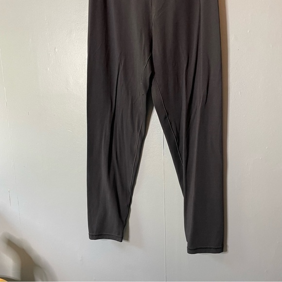 Aerie Women's crossover waist Black leggings size large - Picture 3 of 8